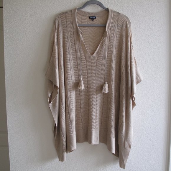 SPLENDID Cashmere Blend Beige Poncho - Picture 2 of 12